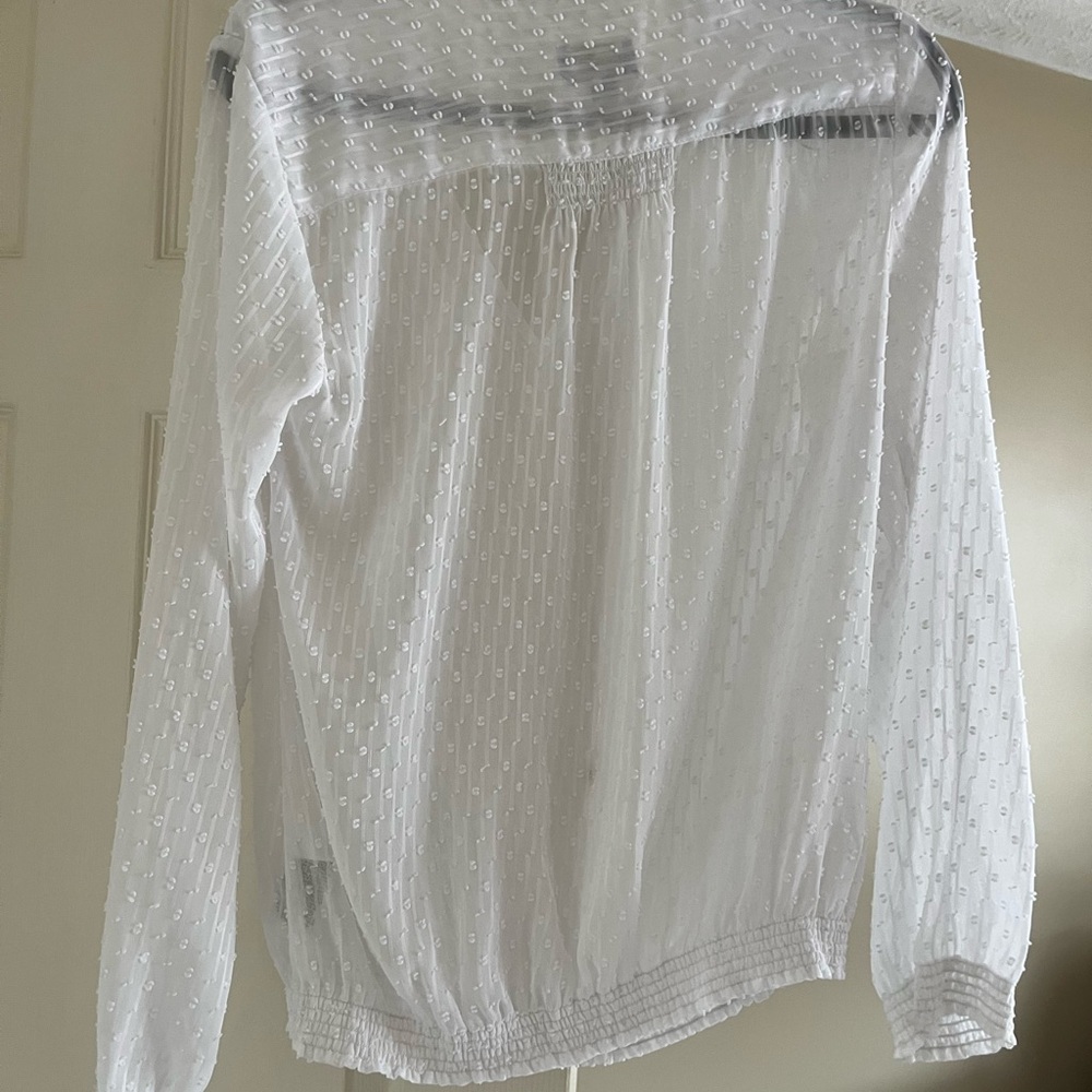 Pendleton white long sleeve blouse size Medium - Picture 2 of 3